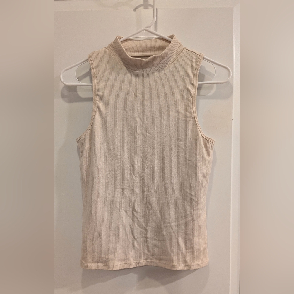 Klassy Network Cream Ribbed Tank Top - Picture 2 of 4